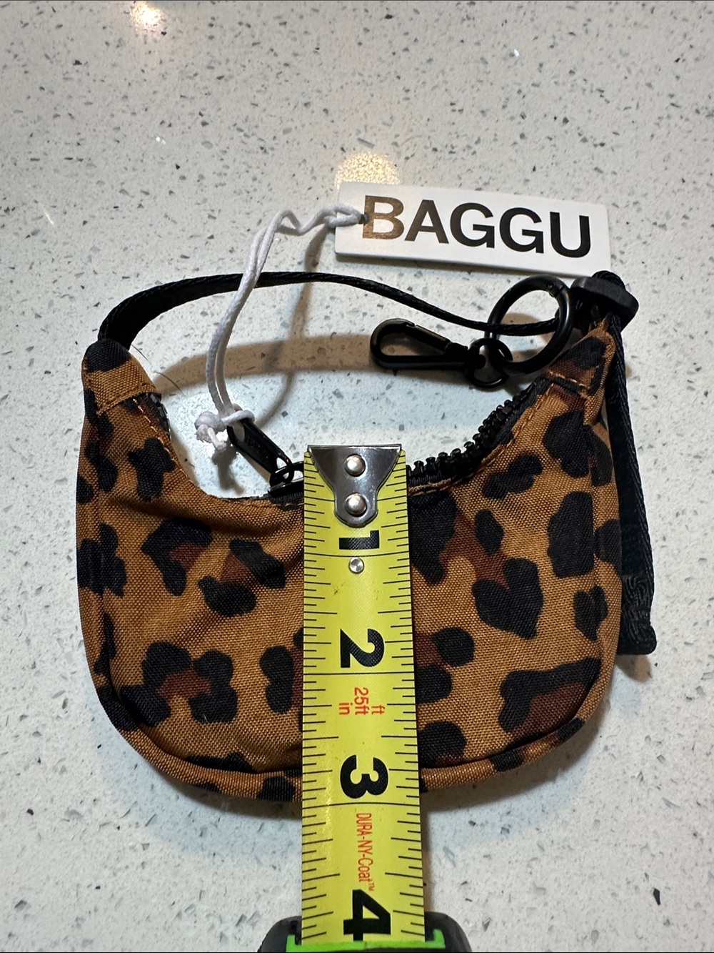 New! BAGGU crescent bag charm in leopard NWT - Picture 7 of 16